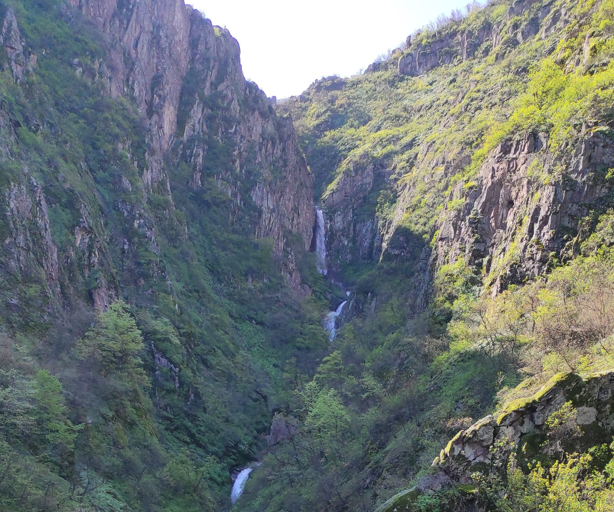 Голям Устински водопад